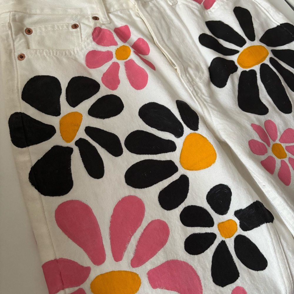 Topshop White Jeans with Painted Pink and Black Floral - Picture 7 of 9